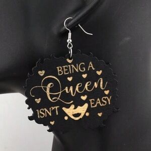🔥🔥🆕Black and Gold Statement Earrings “Queen”